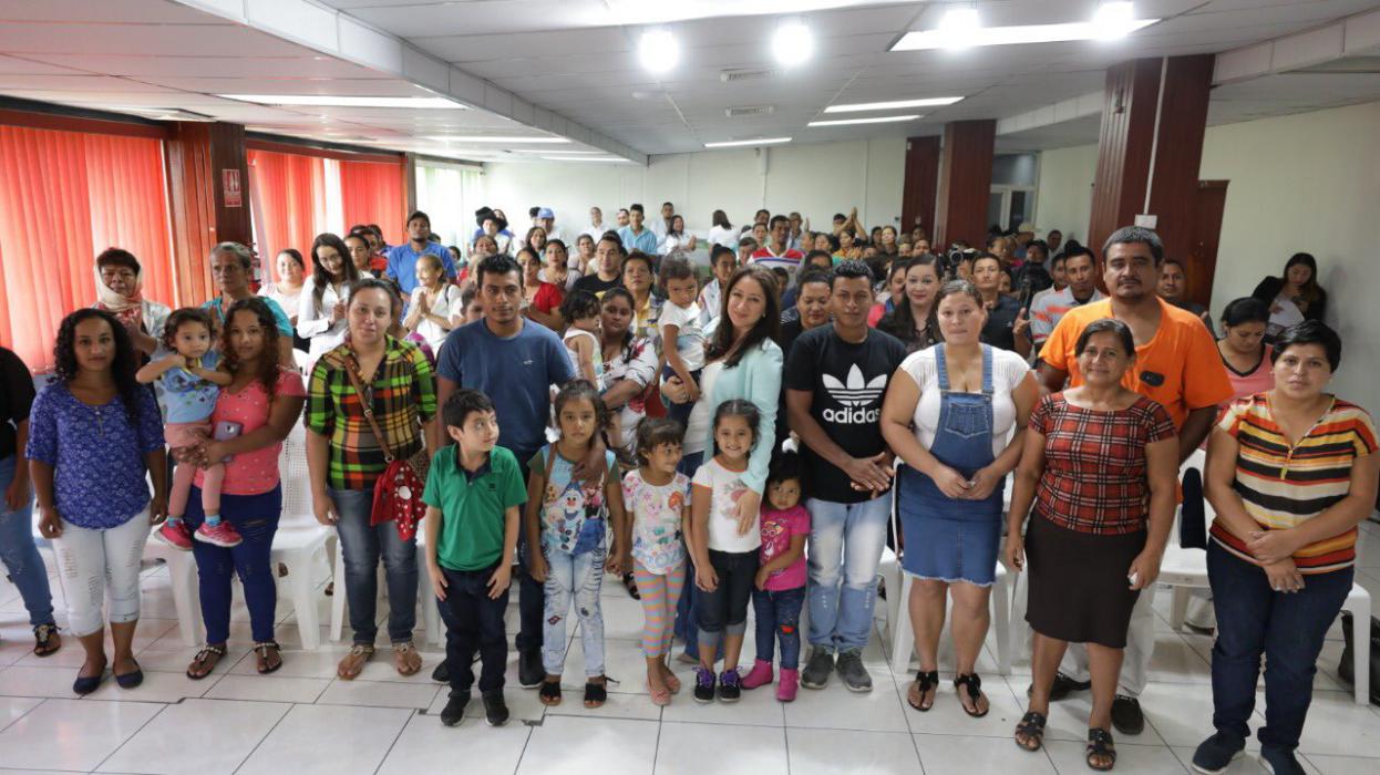 Gobierno entrega certificados para construcción y mejoramiento de viviendas gobierno-entrega-certificados-para-construccion-y-mejoramiento-de-viviendas